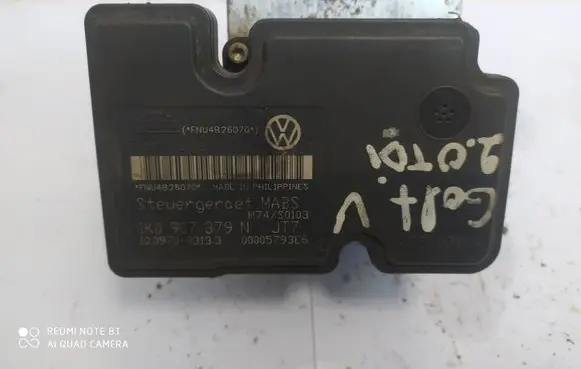 Volkswagen Golf V ABS Pump 1K0907379N 00005793E6 10097003133