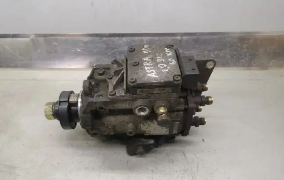Opel Astra G Fuel injection high pressure pump 0470504003 90501099 0281001827