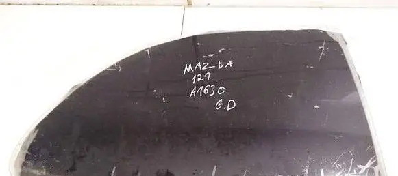 Mazda 121 Rear side window 