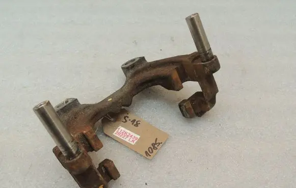 Skoda Superb B8 (3V) Brake caliper pad carrier rear 5G0615425