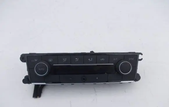 Volkswagen Polo VI Climate control unit 2G0907044K