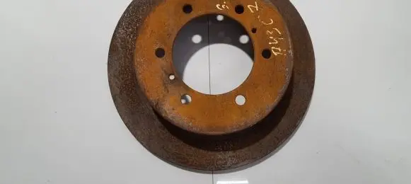 Mitsubishi Pajero Rear brake disc neventiliuojamas