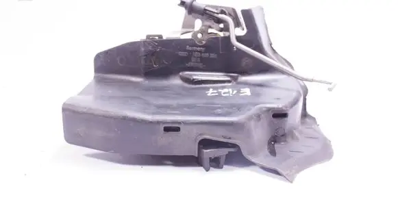 Audi A4 S4 B6 8E 8H Rear door lock 8E0839350