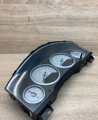 Chrysler Voyager Speedometer (instrument cluster) P05082684AH LHDRHD