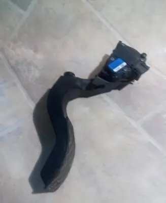 Audi A6 S6 C5 4B Accelerator throttle pedal 8D1723523M 6PV00837602