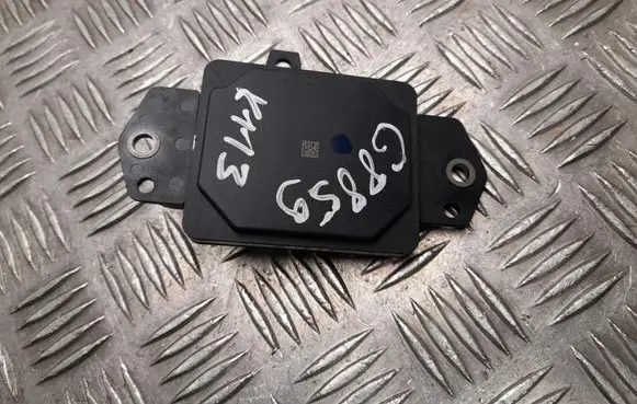 Toyota Yaris Cross Distronic sensor radar 882100D010