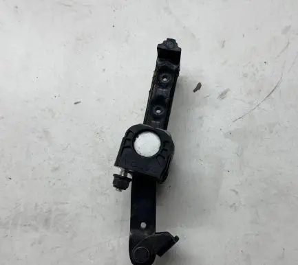 Volvo XC60 Rear door check strap stopper C8P5D