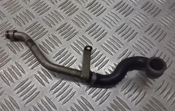 Audi A8 S8 D3 4E Breather hose/pipe 