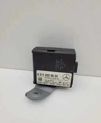 Mercedes-Benz CLS C219 Alarm control unit/module A2118209626
