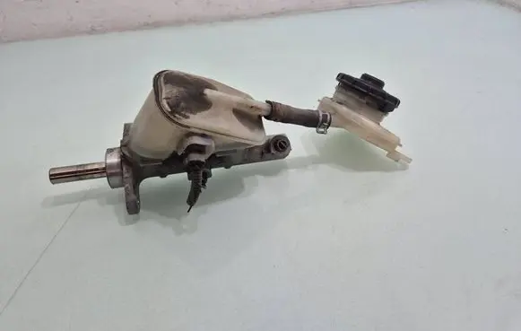 Honda Civic Master brake cylinder 