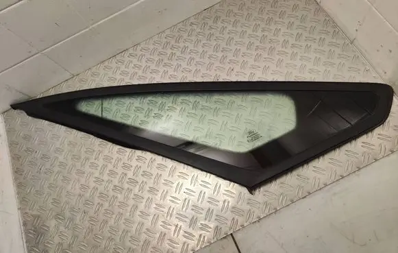Ford Galaxy Front triangle window/glass 43R001605 AS2M3250DOT682