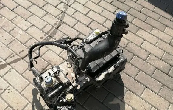 Peugeot Partner AdBlue liquid reservoir 12678023