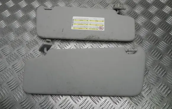 Mercedes-Benz C AMG W204 Sun visor A2218173120 T6402
