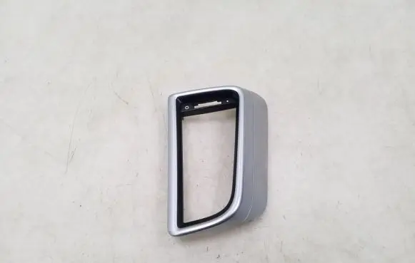 (B) pillar trim (bottom)