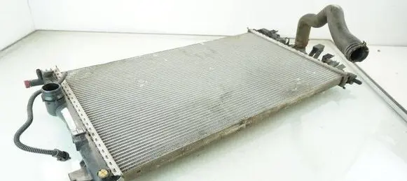Opel Insignia A Coolant radiator 13241725