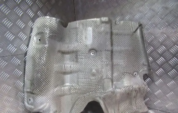 Mercedes-Benz S W222 Engine cover (trim)