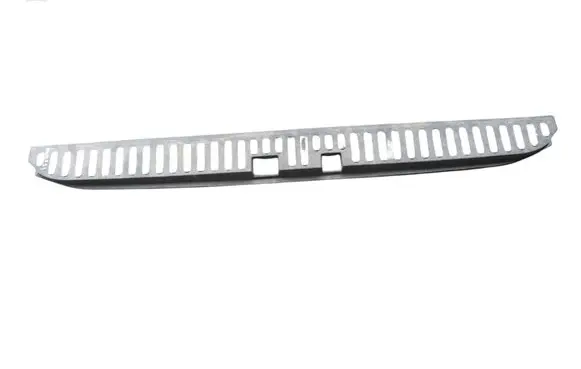 Trunk/boot sill cover protection