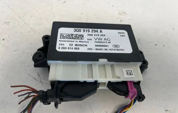 Volkswagen Tiguan Parking PDC control unit/module 3Q0919294A