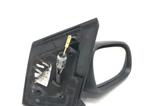 Volkswagen Fox Front door electric wing mirror