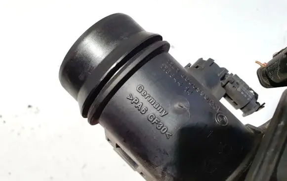 BMW 1 F20 F21 Mass air flow meter 8506359