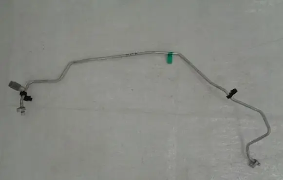 Renault Kadjar Air conditioning (A/C) pipe/hose 924400484R