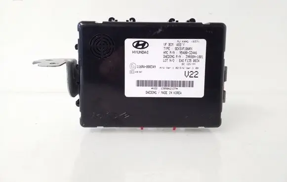 Hyundai i40 Door central lock control unit/module 954003Z446 39R88N1001 116RA000349