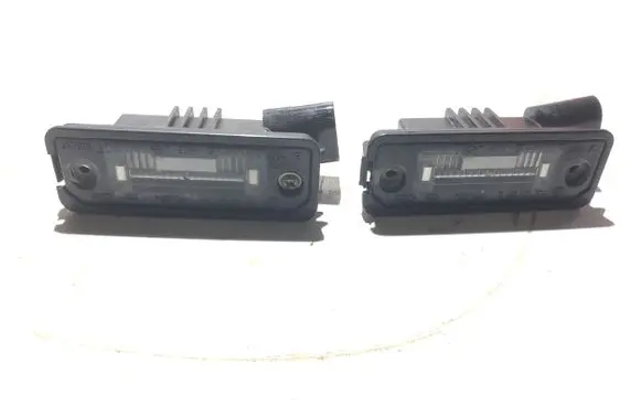 Volkswagen Eos Number plate light 3D0943021A