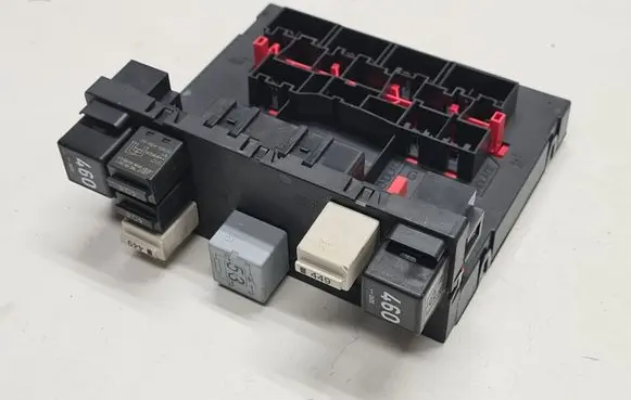 Volkswagen PASSAT B6 Comfort/convenience module 3C0937049E