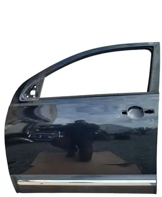 Nissan Qashqai+2 Front door