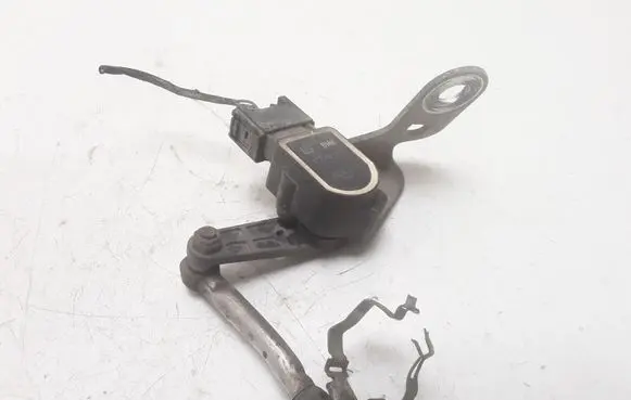 BMW 1 E81 E87 Headlight/headlamp level sensor 6778813 6763734 6763733