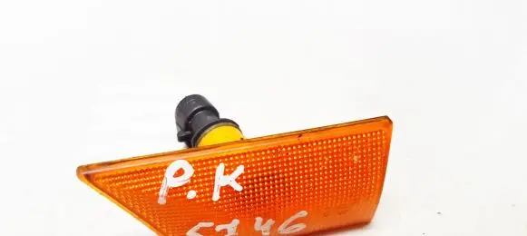 Opel Vectra C Front fender indicator light 13101911