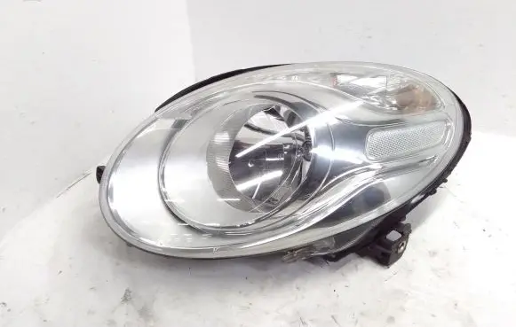 Fiat 500L Headlight/headlamp