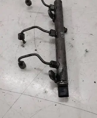 Mercedes-Benz E C207 W207 Fuel main line pipe A6420703095 1011700079