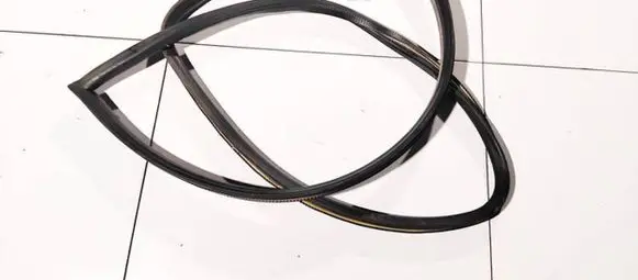 Audi 100 S4 C4 Rubber seal front coupe door 