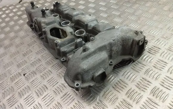 BMW 7 F01 F02 F03 F04 Rocker cam cover 7566286