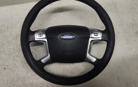 Ford S-MAX Steering wheel