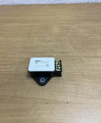Mercedes-Benz E A207 ESP acceleration yaw rate sensor A0055422618 F2293
