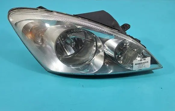 KIA Ceed Headlight/headlamp 92102-1H000 IMPRK1486798