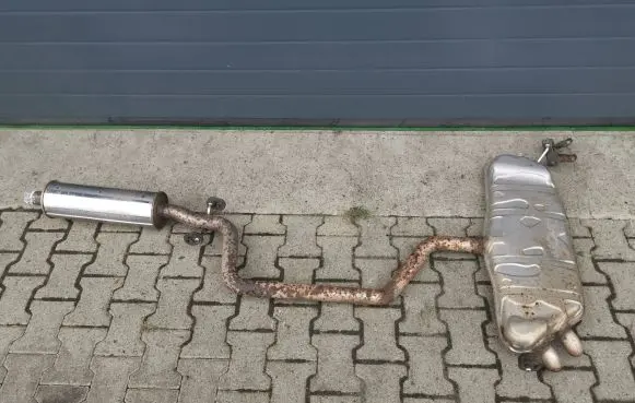 Muffler/silencer
