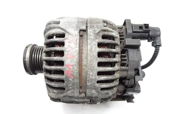 Audi A1 Generator/alternator 03C903023S 0124525188