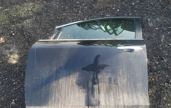 Mazda CX-7 Front door juodos