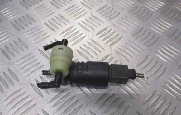 Skoda Octavia Mk1 (1U) Windscreen/windshield washer pump