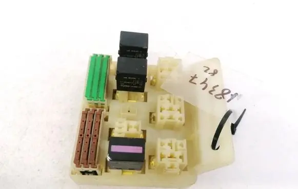 Volvo S40, V40 Fuse box set