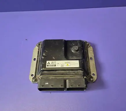Mitsubishi ASX Engine control unit/module 1860C481 2757004782