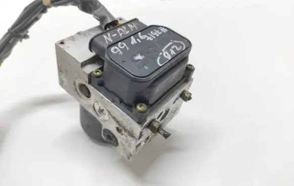Nissan Almera N16 ABS Pump 11000040470 476002N310