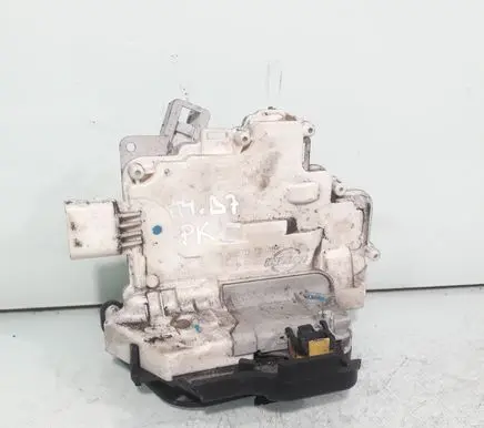 Audi A4 S4 B7 8E 8H Front door lock 8E2937015AA