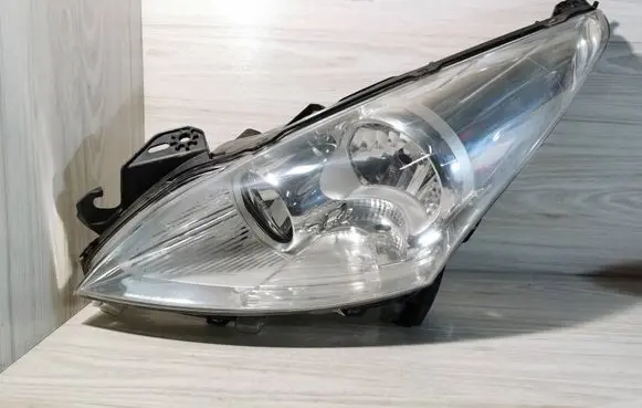 Peugeot 3008 I Headlight/headlamp 9682519180 89903106