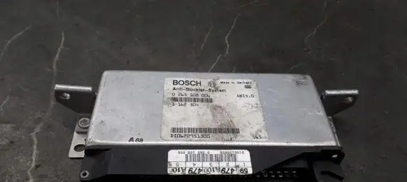 BMW 5 E34 Engine control unit/module ECU 0265108006