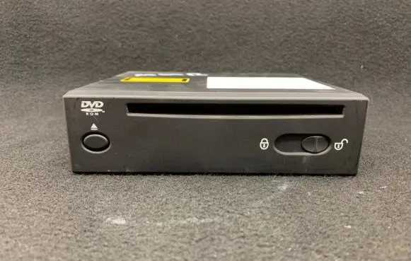 Volvo S80 Navigation unit CD/DVD player 6G9210E887BF 062592059 30775669AA