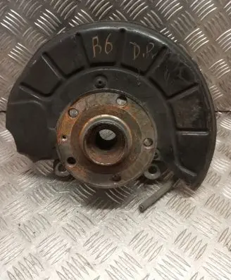 Volkswagen PASSAT B6 Front wheel hub